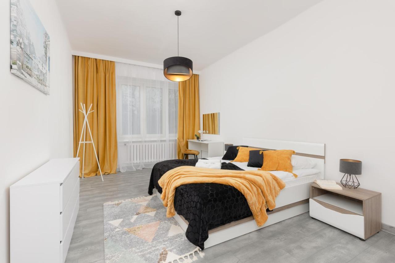 Metro Plac Wilsona Apartments Mickiewicza By Noclegi Renters Варшава Екстер'єр фото